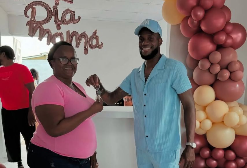 José Fajardo y su madre.&nbsp;