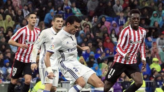 Real Madrid y Cultural Leonesa, líderes invictos y con el punto de mira afinado