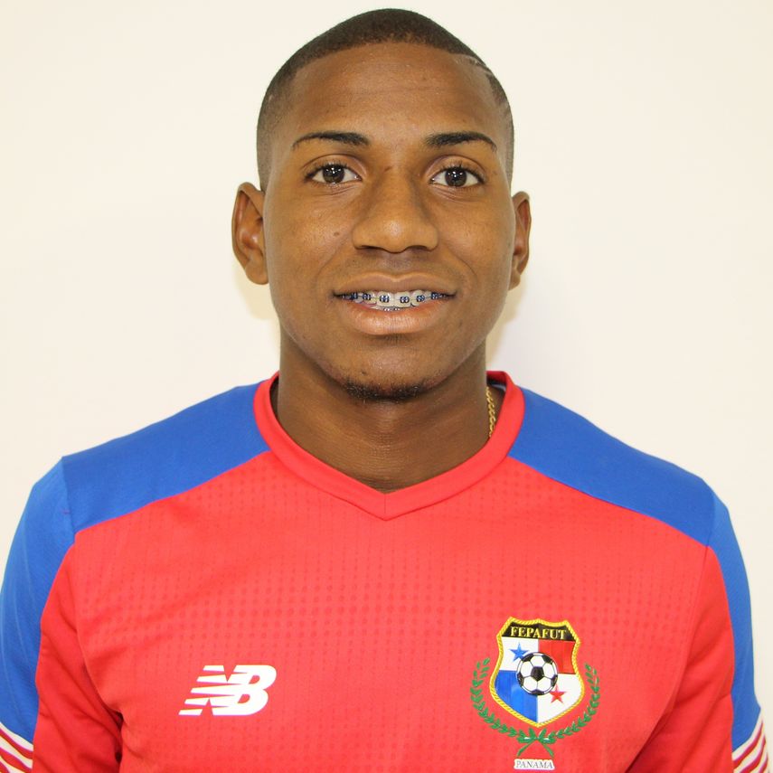 Dely Valdés llama a César Blackman y a Leandro Ávila