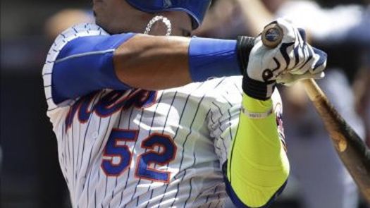 Céspedes abandona lesionado el campo de juego