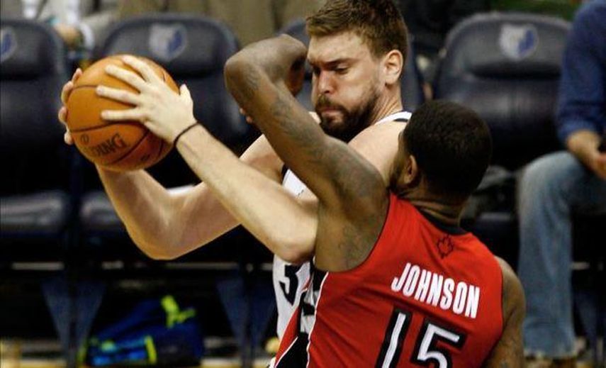96-92. DeRozan decide el duelo de los líderes a favor de los Raptors y Gasol logra un doble-doble