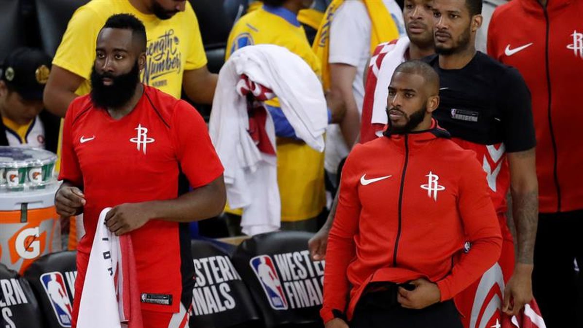 98-125. Harden llega a 26 partidos con al menos 30 puntos y ganan los Rockets