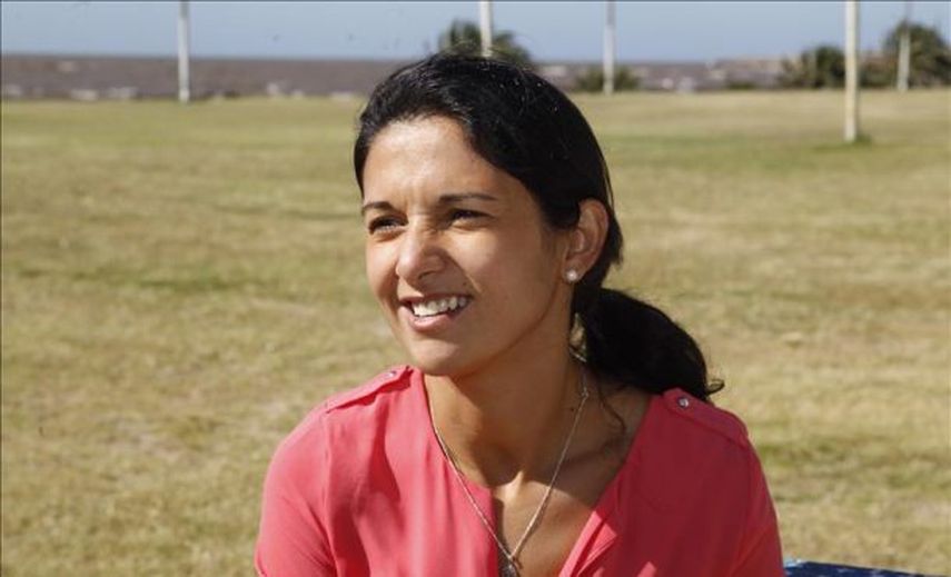 Árbitra cree que pese al machismo la mujer está ganando espacio en el fútbol