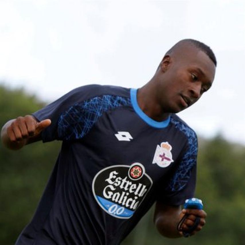 El colombiano Marlos Moreno y Joselu se estrenan en los planes de Garitano