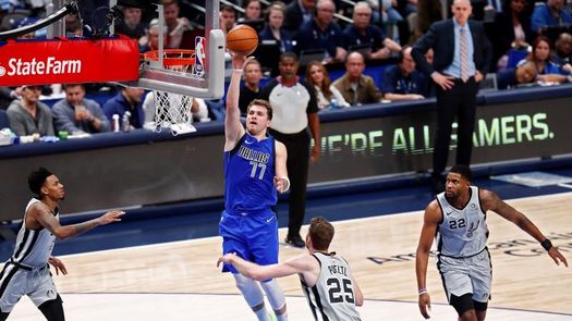 117-110. Doncic establece nuevas marcas y los Mavericks hunden a los Spurs