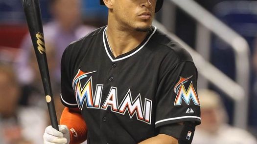 Los Marlins y Stanton acuerdan contrato por 325 millones de dólares y 13 años