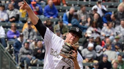 5-1. Rutledge y Dickerson jonronean contra los Diamondbacks