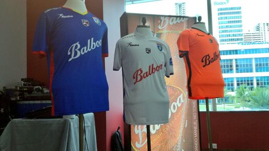 Plaza Amador presentó nuevo escudo y uniforme de cara al Apertura 2017