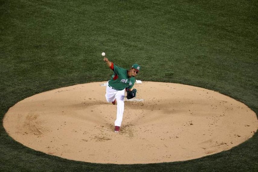 2-11. Gallardo controla con su serpentina a los Astros