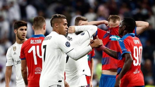 El Bernabéu despide al Real Madrid con silbidos