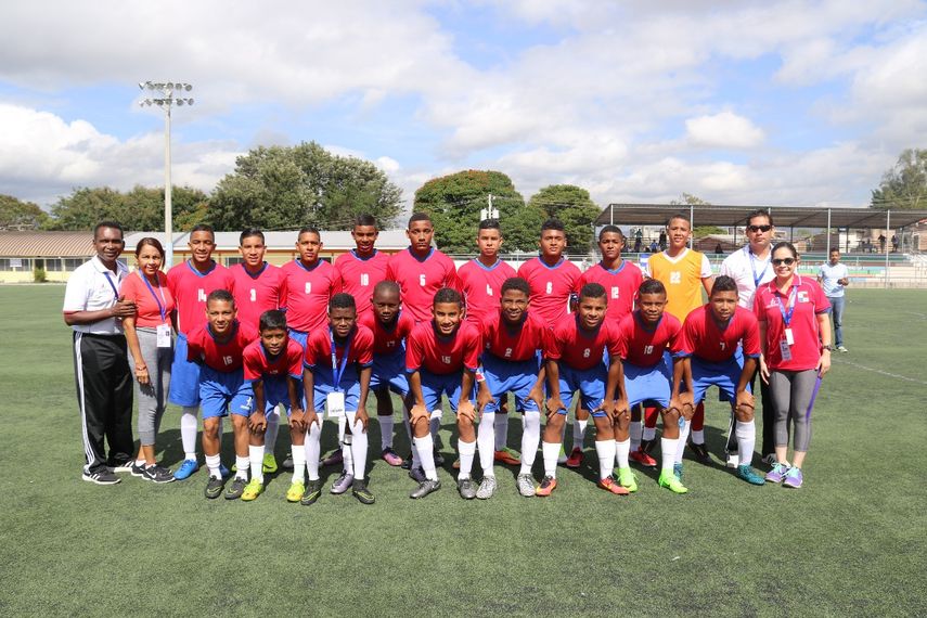 La Lucha lidera con 8 medallas la primera fecha de competencia del Codicader