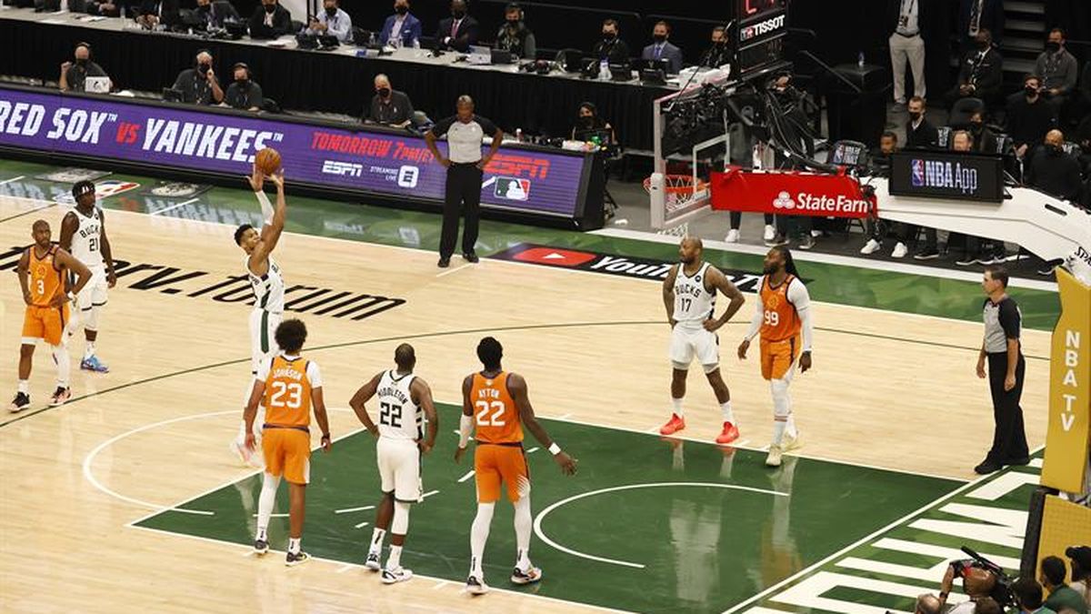 109-103: Los Bucks igualan las Finales pese al partidazo de Devin Booker