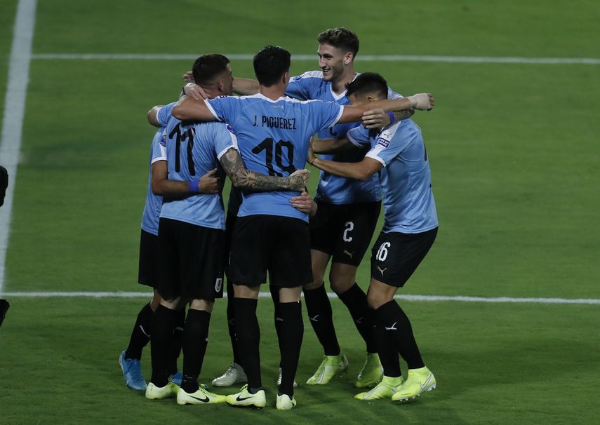 El amor por la Celeste llega hasta la Antártida
