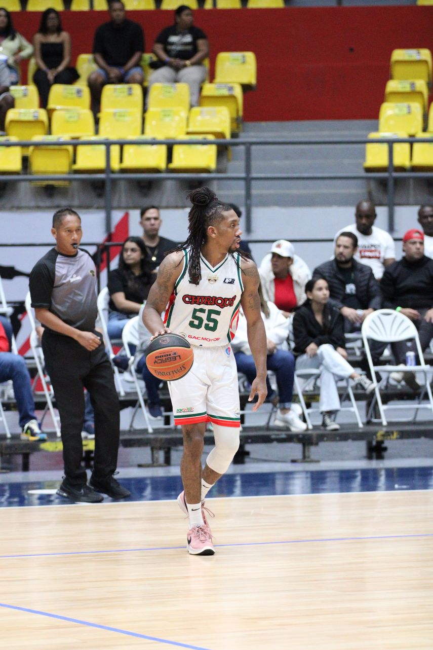 Los Toros superaron a los Correcaminos por un marcador de 74 a 45 en el Juego 1 de Las Finales de la LPB.&nbsp;