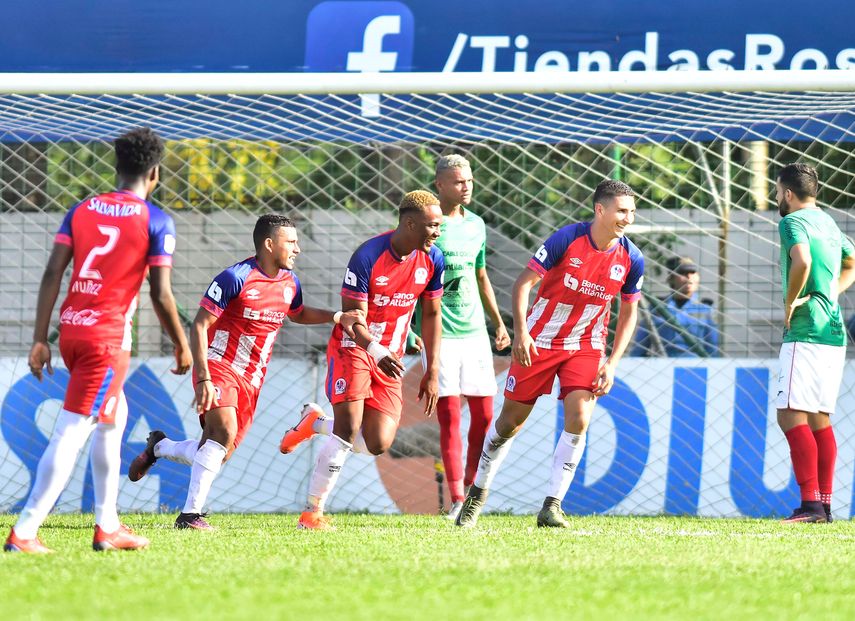 El torneo de fútbol hondureño vuelve el 26 de septiembre con un nuevo formato