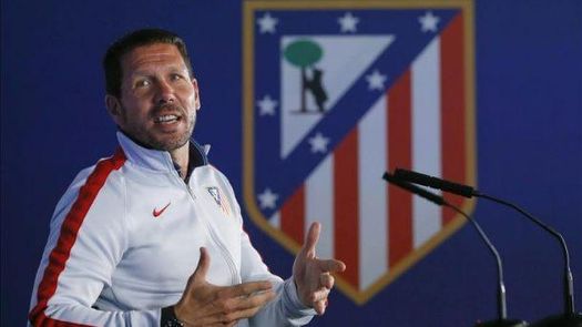 Simeone confirma la titularidad de Mandzukic y Oblak en el derbi europeo