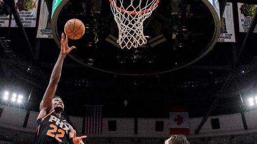 122-114. Ante los Kings, Ayton vuelve a mostrar su clase y los Suns su poder de locales