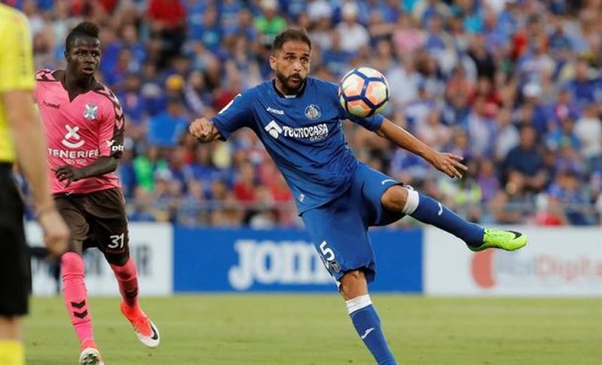 Catorce años después y con 37 años, Sergio Mora vuelve a disfrutar de Primera