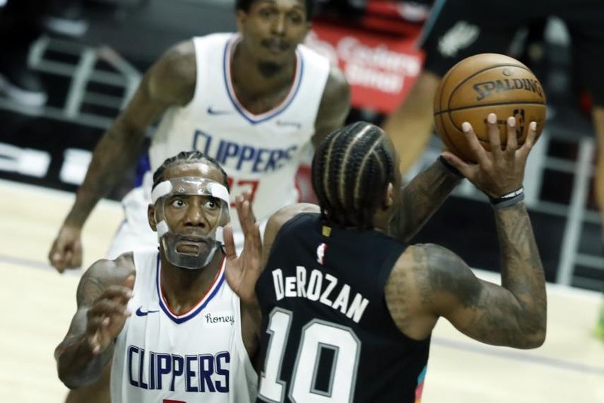 120-106. DeRozan y los Spurs vengan la derrota anterior y ganan a los Kings