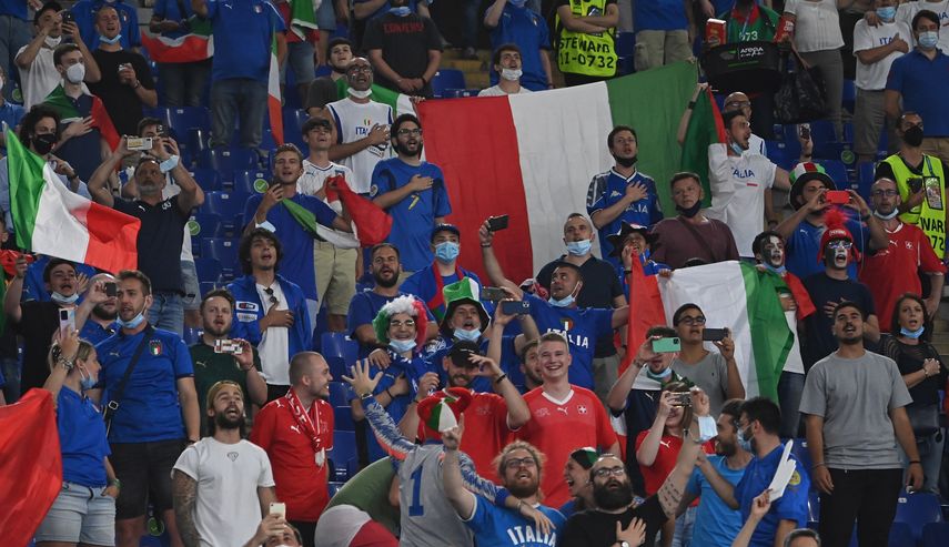 3-0. Italia aplasta a Suiza y ya está en los octavos de final