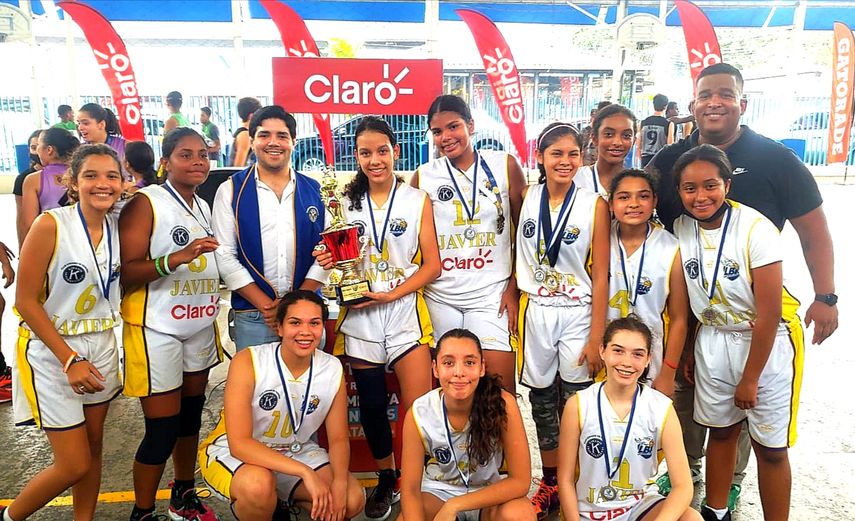 ¡Se paseó invicta! Enrico Fermi se alza con la Copa Claro U16 Femenina de LBK