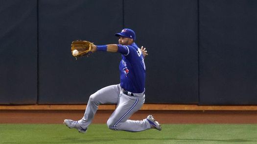 22-7. Gurriel y Hernández pegan grand slams y Guerrero Jr. su jonrón 44