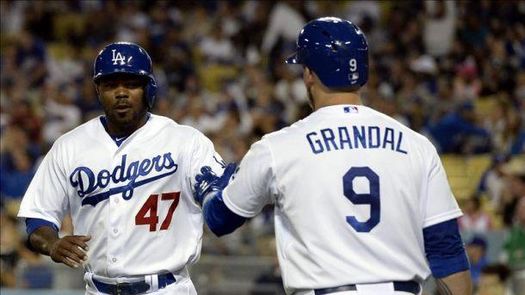 10-2. Grandal jonronea dos veces en la victoria de los Dodgers