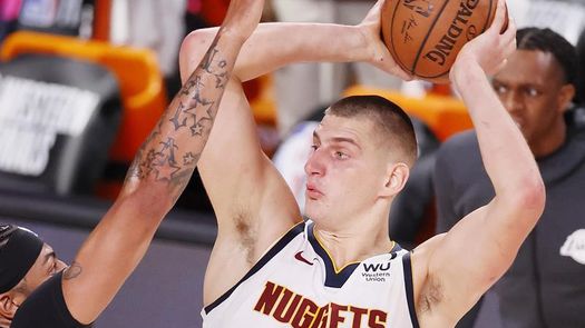 128-117.Un Jokic sensacional corta la racha triunfal de los Jazz; Campazzo, 11puntos