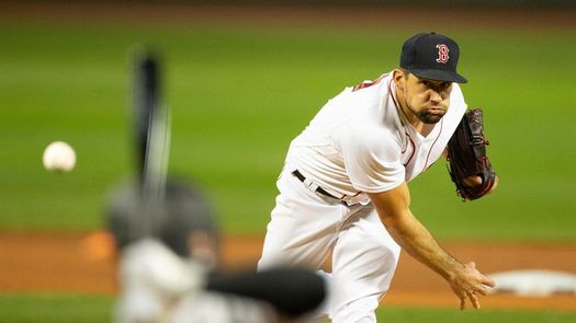 9-1. Eovaldi y Devers se combinan y dan la victoria a los Medias Rojas