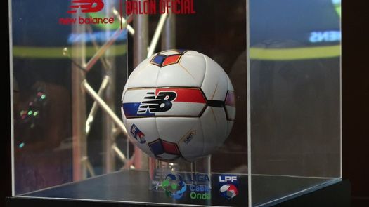 New Balance presentó el nuevo balón para el Torneo Clausura