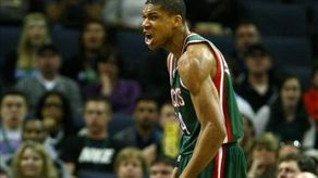 108-101. Antetokounmpo y los Bucks sorprenden a los Hawks