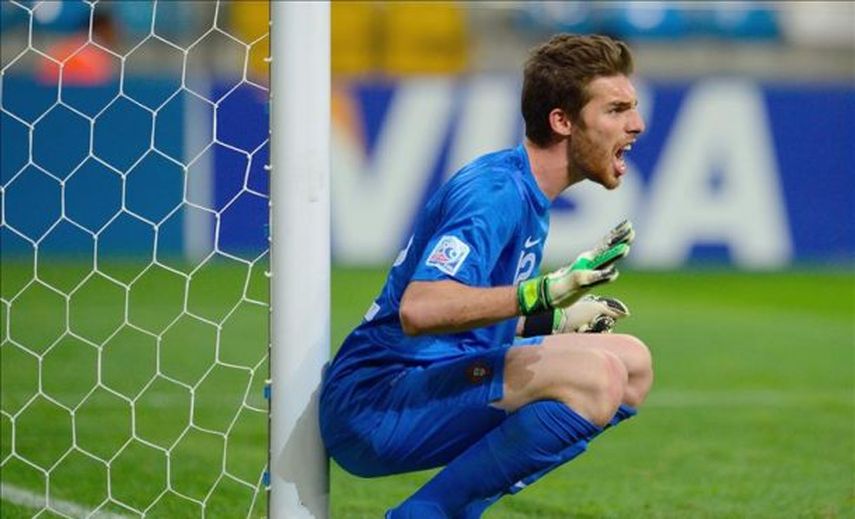 El Oporto ficha al delantero franco-maliense Marega y al meta José Sá