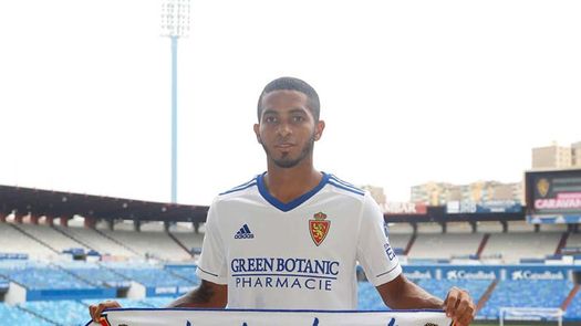 César Yanis en su presentación como jugador del Real Zaragoza