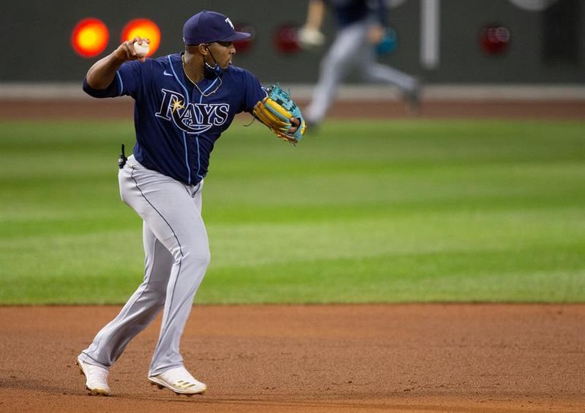 5-4. Yandy Díaz y Meadows completan remontada de los Rays