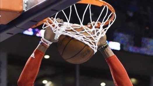 111-99. Howard y Harden imponen su poder y los Rockets toman ventaja de 2-0