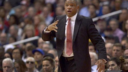 Rivers sigue como entrenador y asume también el cargo de presidente de los Clippers