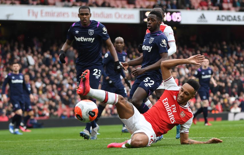 La federación inglesa teme diez meses sin partidos de la selección