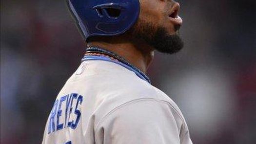 6-3. Reyes define con un triple el triunfo de los Rockies sobre los Bravos