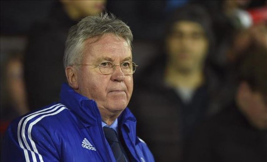 Hiddink asegura que el descenso del Chelsea es una posibilidad