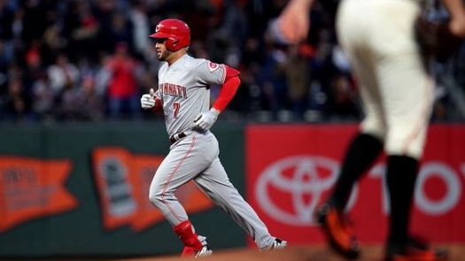 6-4. Suárez y Williams pegan sendos jonrones para los Rojos
