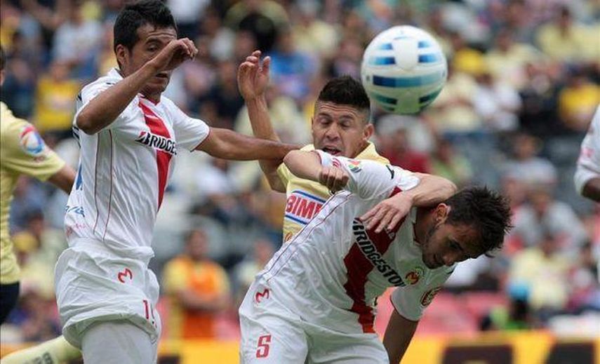 Oribe Peralta asegura que si le anota al Santos Laguna, no celebrará el gol