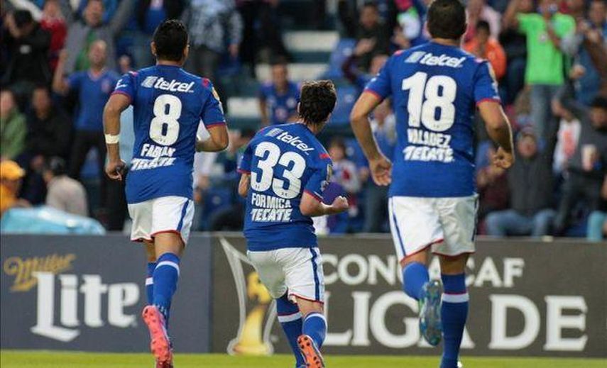 El Cruz Azul recibe al León que no gana de visita en el Apertura