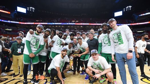 Los Boston Celtics se coronaron en la conferencia del Este y jugarán las finales de la NBA ante los Golden State Warriors.