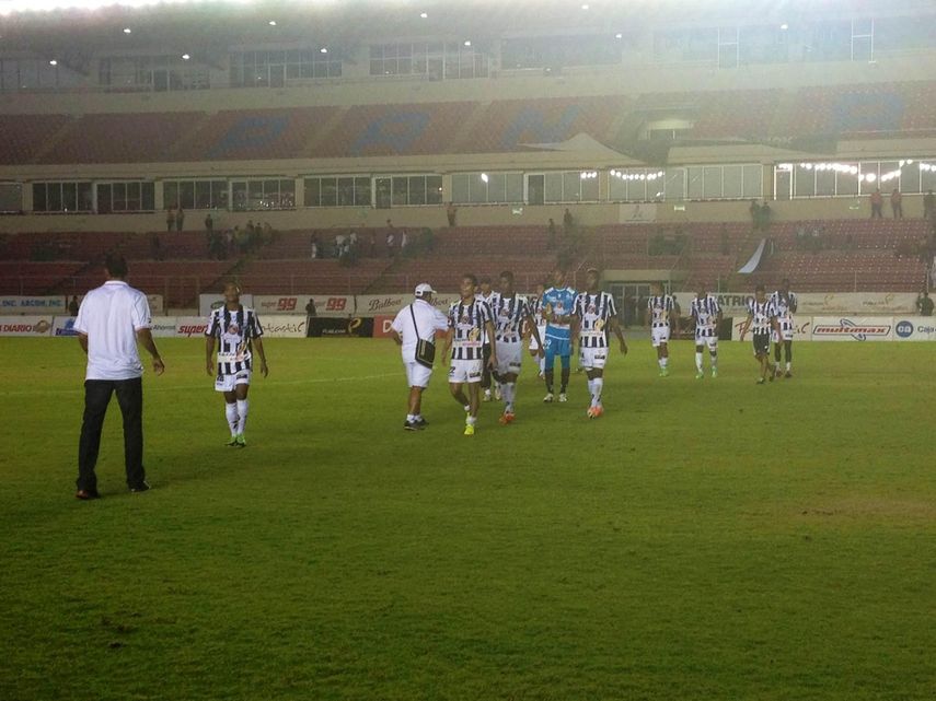 La defensiva del Tauro FC puso fin a dos rachas luego de bajar al Alianza del liderato