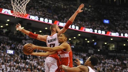 James y Howard reivindican su condición de estrellas; Wizards vuelven a ganar