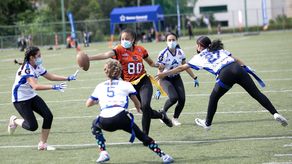 Flag Football Varsity Kiwanis se pone parejo