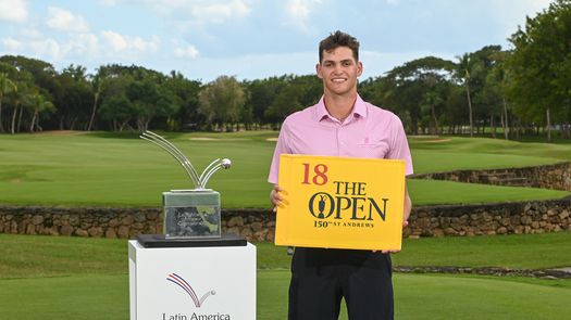 Aaron Jarvis (-7) de Islas Caimán se coronó campeón del LAAC 2022 y jugará el Masters de Augusta. Foto: Enrique Berardi/LAAC