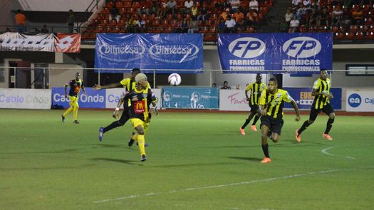 Polémico empate entre el CAI y el Chorrillo
