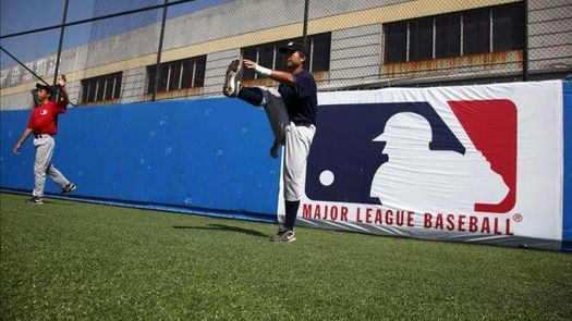Major League Baseball organizará entrenamiento para peloteros puertorriqueños