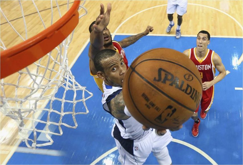 121-109. Ellis y el factor Barea dan a los Mavericks el primer triunfo